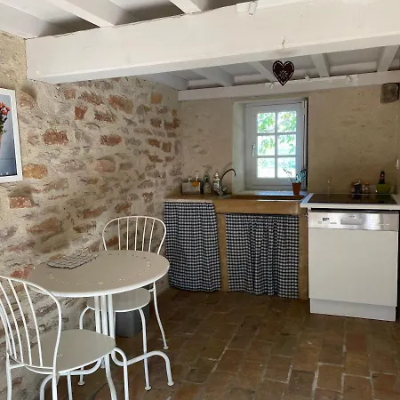 Une Maison De Campagne En Bourgogne Du Sud Tournus Exterior photo